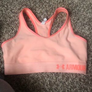 under armor sports bra. barley worn.